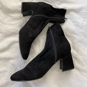 Lulus 10 Black Suede Bootie